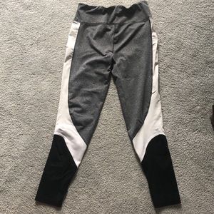 Mono b colorblock workout leggings